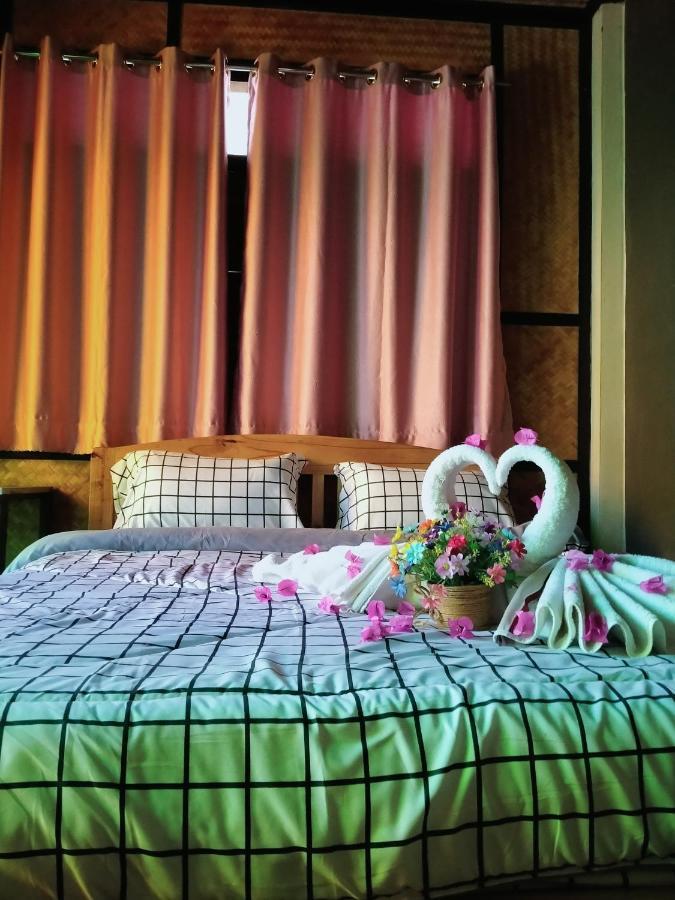 Ouychai Resort Home Stay チエンマイ エクステリア 写真