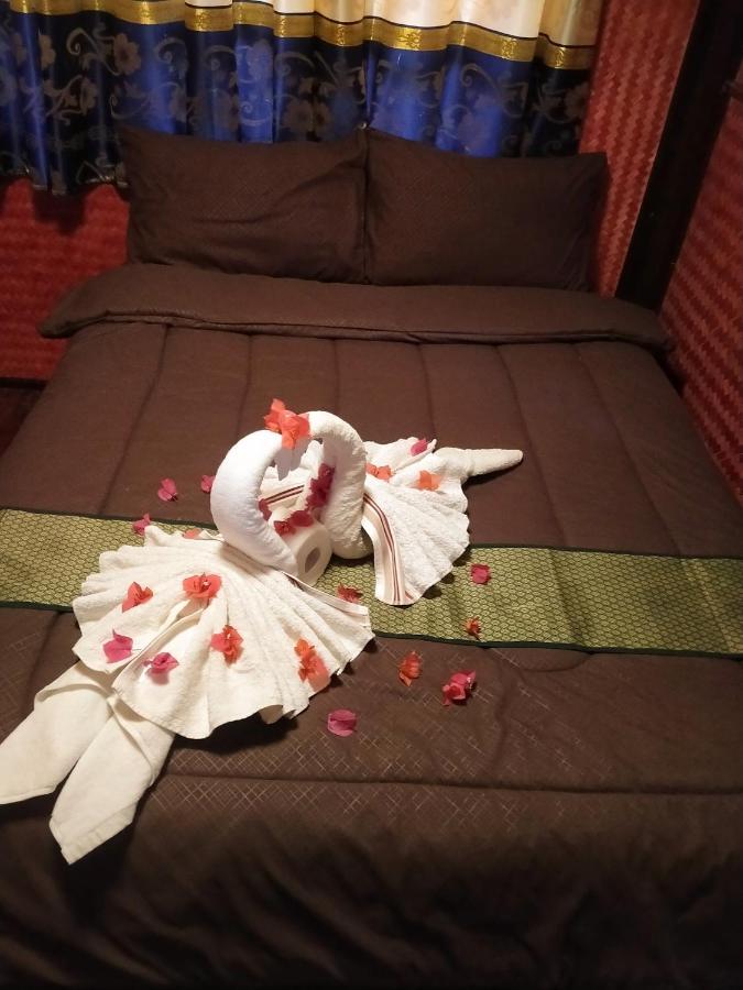 Ouychai Resort Home Stay チエンマイ エクステリア 写真